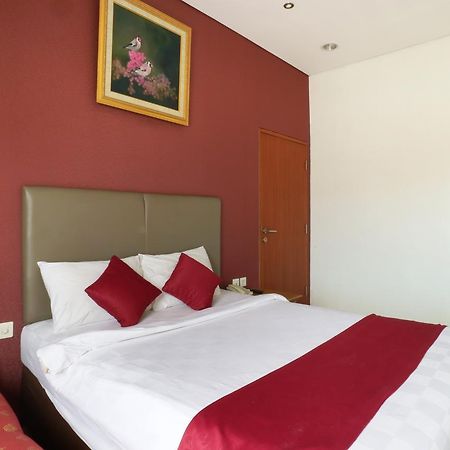 Hotel Blue Pacific Jacarta Exterior foto