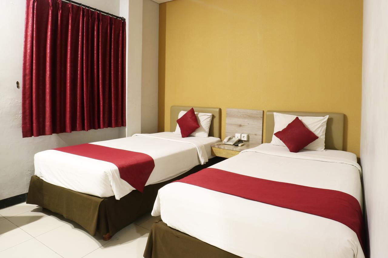Hotel Blue Pacific Jacarta Exterior foto