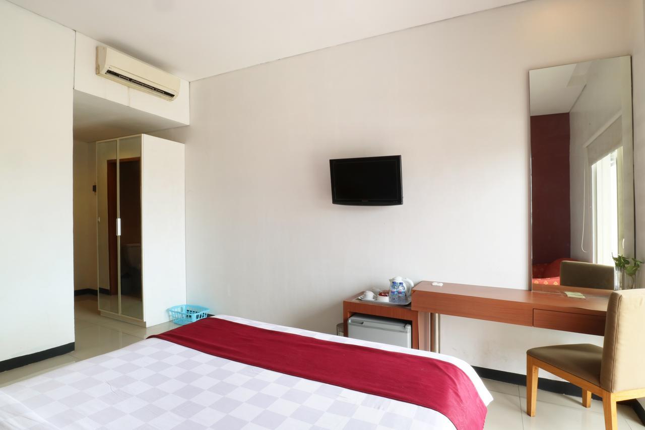 Hotel Blue Pacific Jacarta Exterior foto